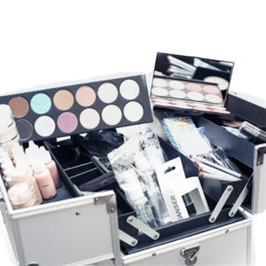 Elan Makeup Studio Professional Makeup Kit for Complete Beauty Application